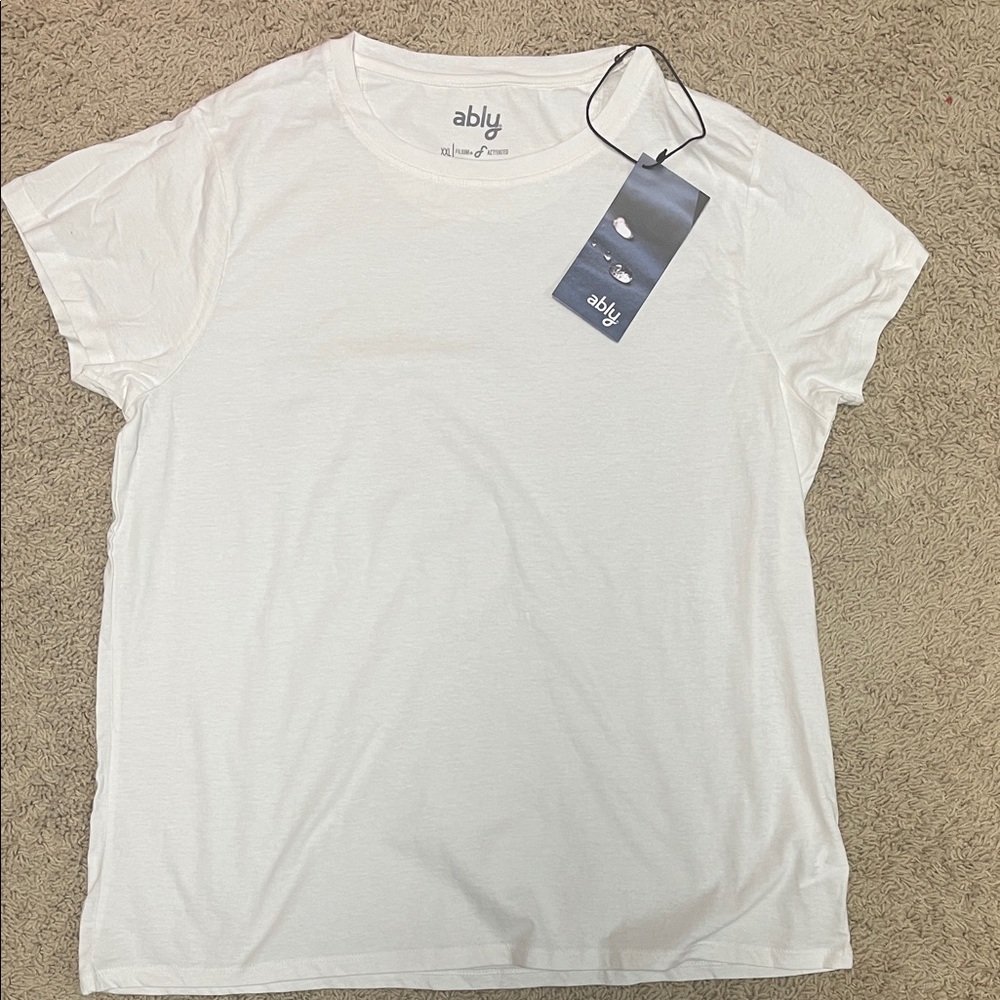 Women's Classic White Short Sleeve Tee